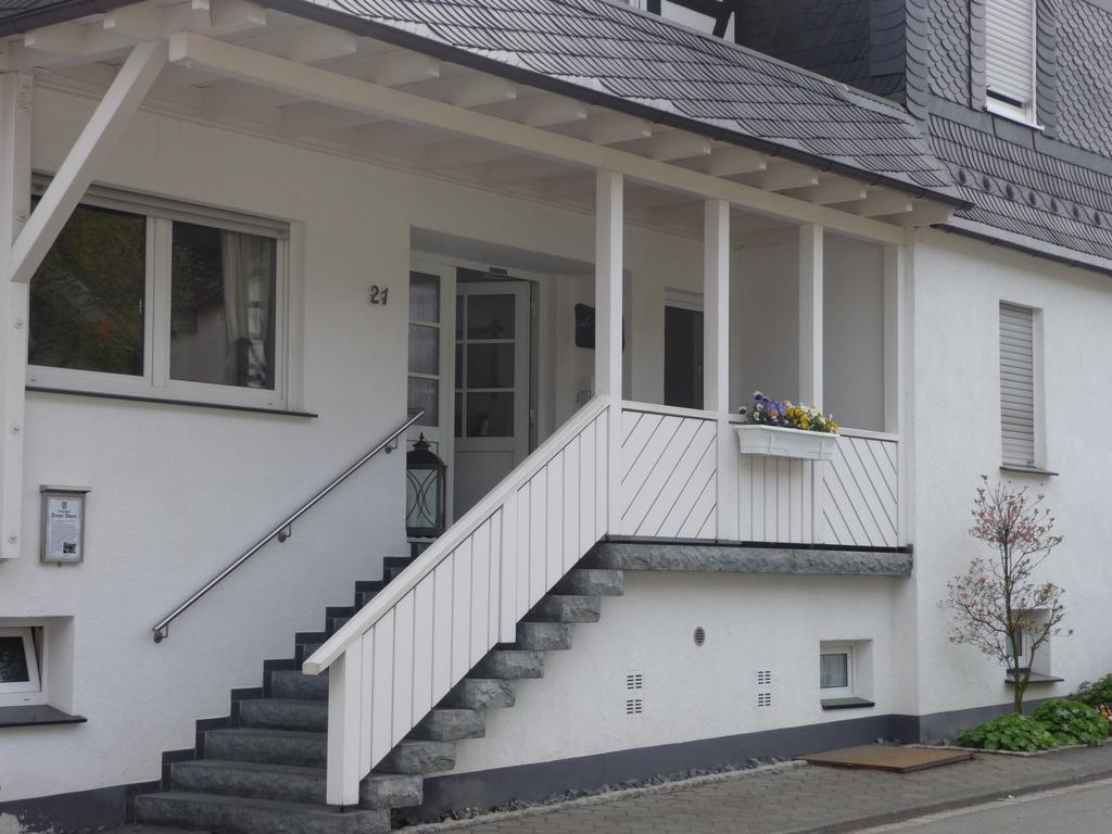 Gasthof-Pension Hunaustuben Schmallenberg Exterior foto