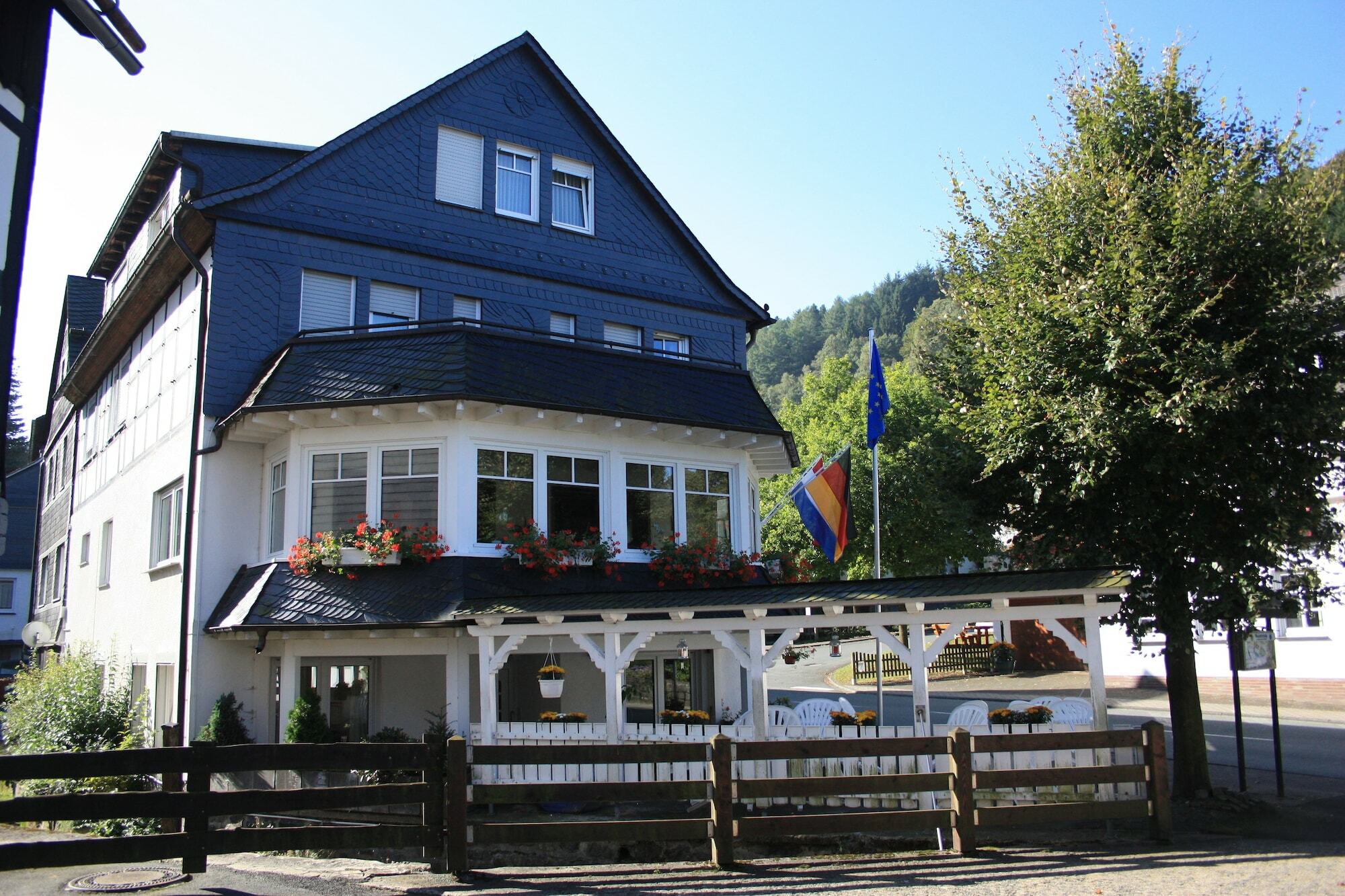 Gasthof-Pension Hunaustuben Schmallenberg Exterior foto